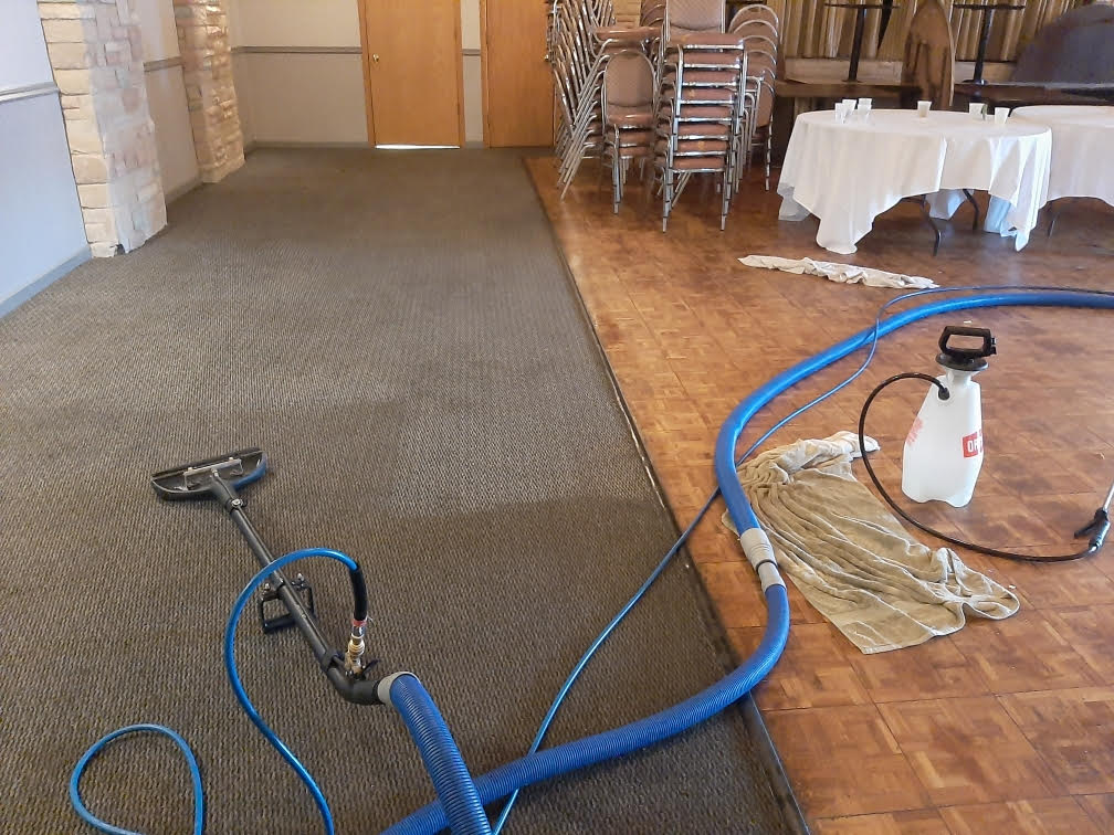 Commercial banquet hall carpet cleaning