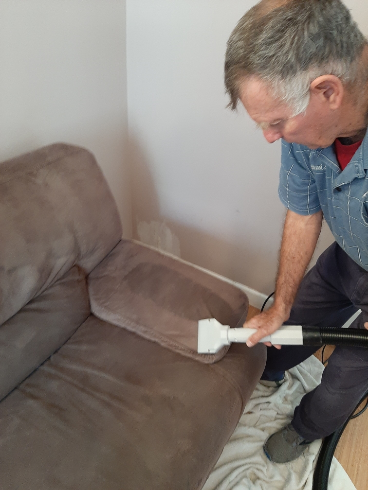 Upholstery cleaning service in Whiting Indiana